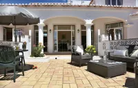 Jacuzzi Apartment