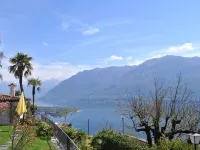 Villa on a hill with magnificent views of Lake Maggiore Hotels in Ronco sopra Ascona