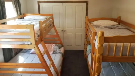 Cabaña Familiar en Valle de Guadalupe  23+ Camas/ 2 Baños a 10min de Viñedos