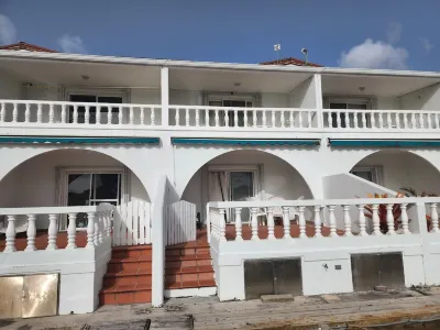 North Finger Private Villa in Paradise Hotels in 