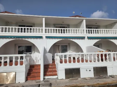 North Finger Private Villa in Paradise