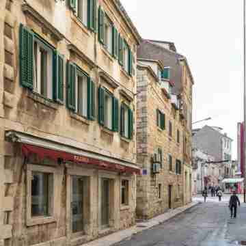 Adriatik Lux Teatro 2 Others