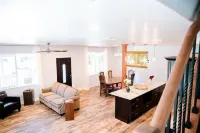 Charming and Updated Home Next to Downtown