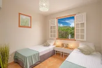 Villa Surelles: Peaceful Haven with Private Pool in Le Diamant, Martinique