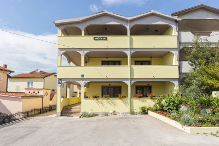 New 105m2 apartment in Porec Отели в г. Пореч