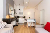 Beautiful 2 Rooms Full Center Tram 1 min