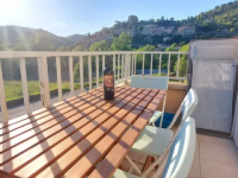 Appartement Idéal Pour les Vacances Thermales et Familiales. Vue Exceptionnelle