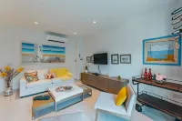 Waykiri Unit A-12 Luxurious New Apartment, Noord