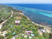 Two Story 3/Bd 2Bath, w Pool and steps to the best snorkeling on the island