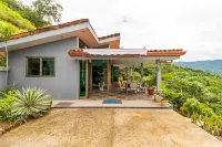 Stunning Ocean View, Open Design Bungalow w/POOL & AC *4x4 vehicule recommended Hotels in Tambor