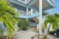 Caribbean Lofts 24 - Waterfront Hotels in Kralendijk