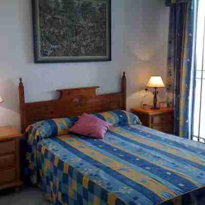 SPECIAL FAMILIES, WI-FI, BEACH, POOL, SPORTS TRACKS Rooms