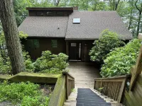 Briar Hill North Lakefront Contemporary with Private Dock