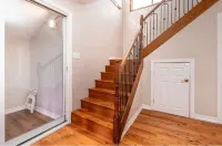 Cozy Cottage Across Lake Simcoe