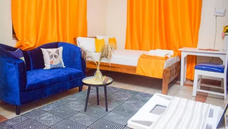 Cozy studio ,10min walk t nature park 5 min to beach, discounted prices in nyali