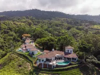 Arboretum: Luxury 11 Bd Secluded Estate - Breathtaking 360° Ocean & Jungle Views