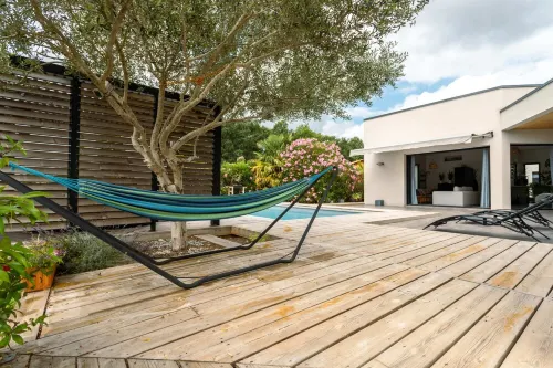 Modern villa perigueux