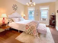 Private Entire Apartment near Beloit College
