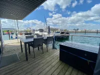 Vacation home houseboat Captains Boat directly on the Baltic Sea Hotels in Kappeln