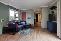 NEW! An artistic holiday chalet in the Veluwe.