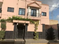 Beautiful Villa Nassima Fully furnished air-conditioned rooms with janitor available Hotels in Thies