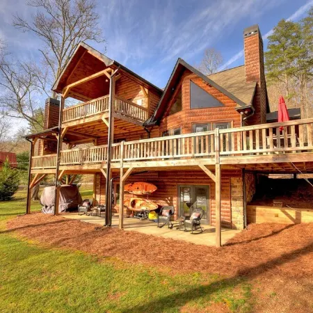 Luxury, Toccoa River Front, Fishing, 3 Fireplaces, Kayaks