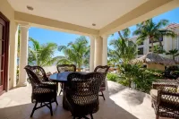 201 - 1st Floor Ocean View Suite