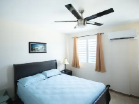 PELICAN REEF BEACHFRONT 2 BED 1 BATH A/C ON SMALL FARM, SURF RIGHT OUT FRONT Hotels in Aguada