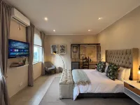 La Casa Blanca - Emmarentia, Johannesburg