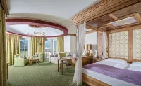 Vier Jahreszeiten Wellnessresort Achensee Hotels in Maurach
