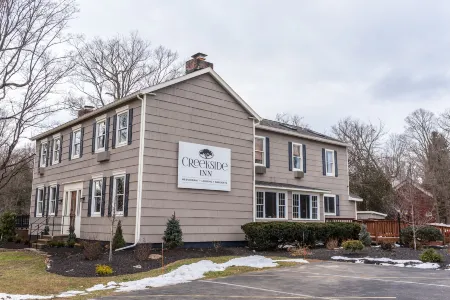 Creekside Inn