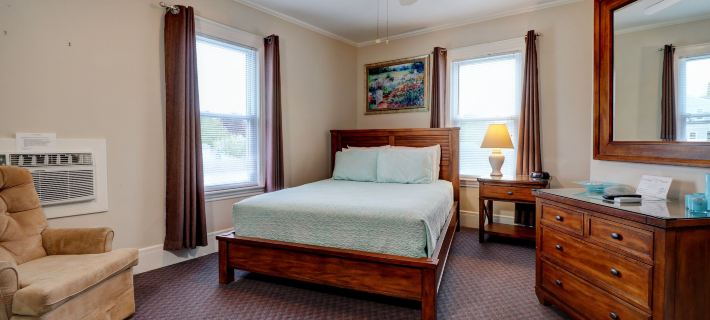 Carriage House Motel Cottages & Suites Hotels in Wells