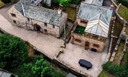 Simcas House Отели в г. Pooley Bridge