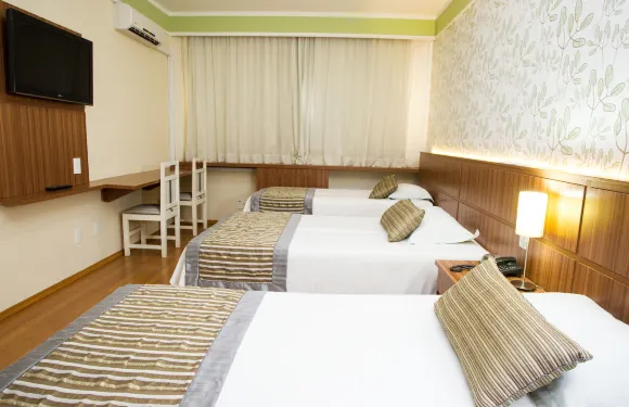 萊昂公園酒店與會議中心