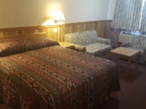 レインボー モーター イン チリワックのホテル