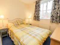 45 Benton Hotels in Picton