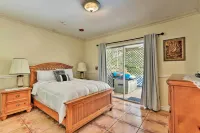 Quaint Central Miami Bungalow 10 Mi to Mid-Beach! - Kitchens