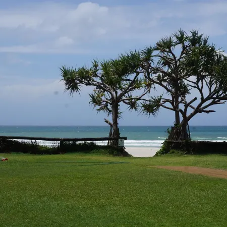Pacific Surf Absolute Beachfront Apartments
