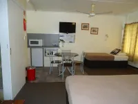 Moondarra Motel فنادق في إنيسفيل