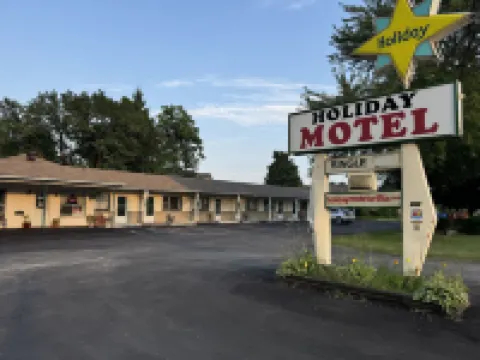 Holiday Motel Hotels in Orillia