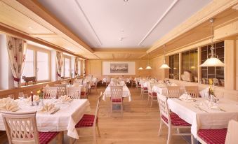 Hotel Tyrol