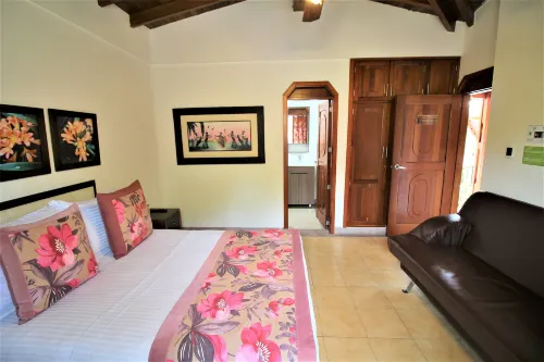 Amazilia Hotel Các khách sạn ở La Esperanza