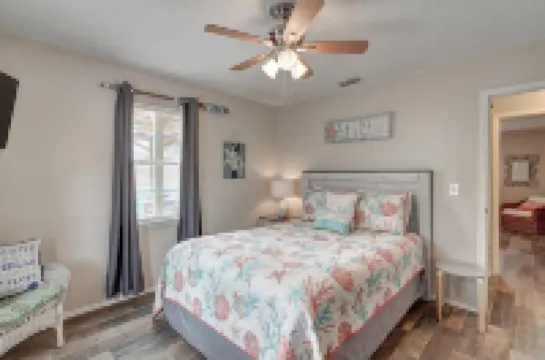 เมอร์เมดส์ แลนดิ้ง คอทเทจ 2 ห้องนอน โดย เรดออว์นนิ่ง