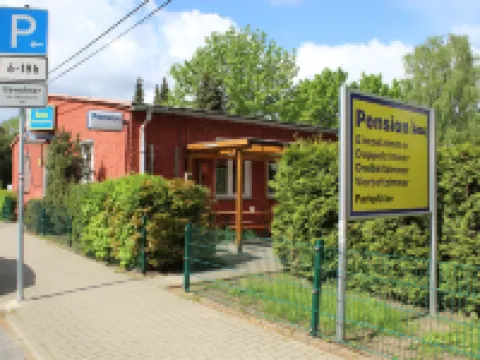 Pension Schwalbenweg Hotels in Schonefeld