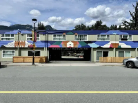 August Jack Inn Hotels in Squamish