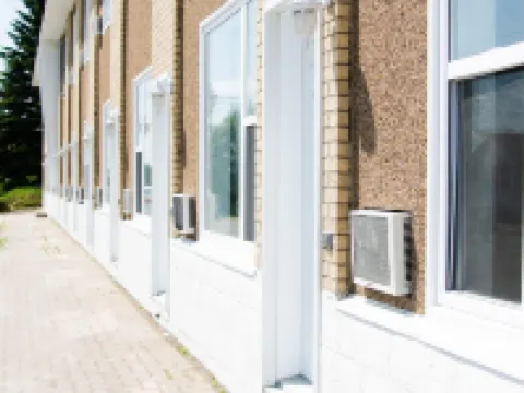 Hôtel Écono-One Hotels in Amos