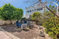 Signature King 1Br in Top Beach Location (AB) - Kitchenette