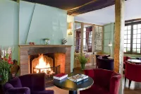 Logis - Hôtel & Restaurant du Tribunal Hotels in Mortagne-au-Perche