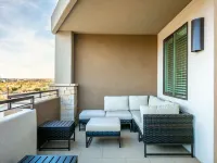 Latitude Adjustment Townhouse Hotels in Washington