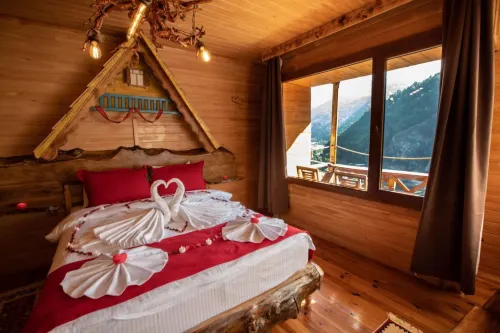 Panorama Bungalov Otel فنادق في Muratkoy Koyu